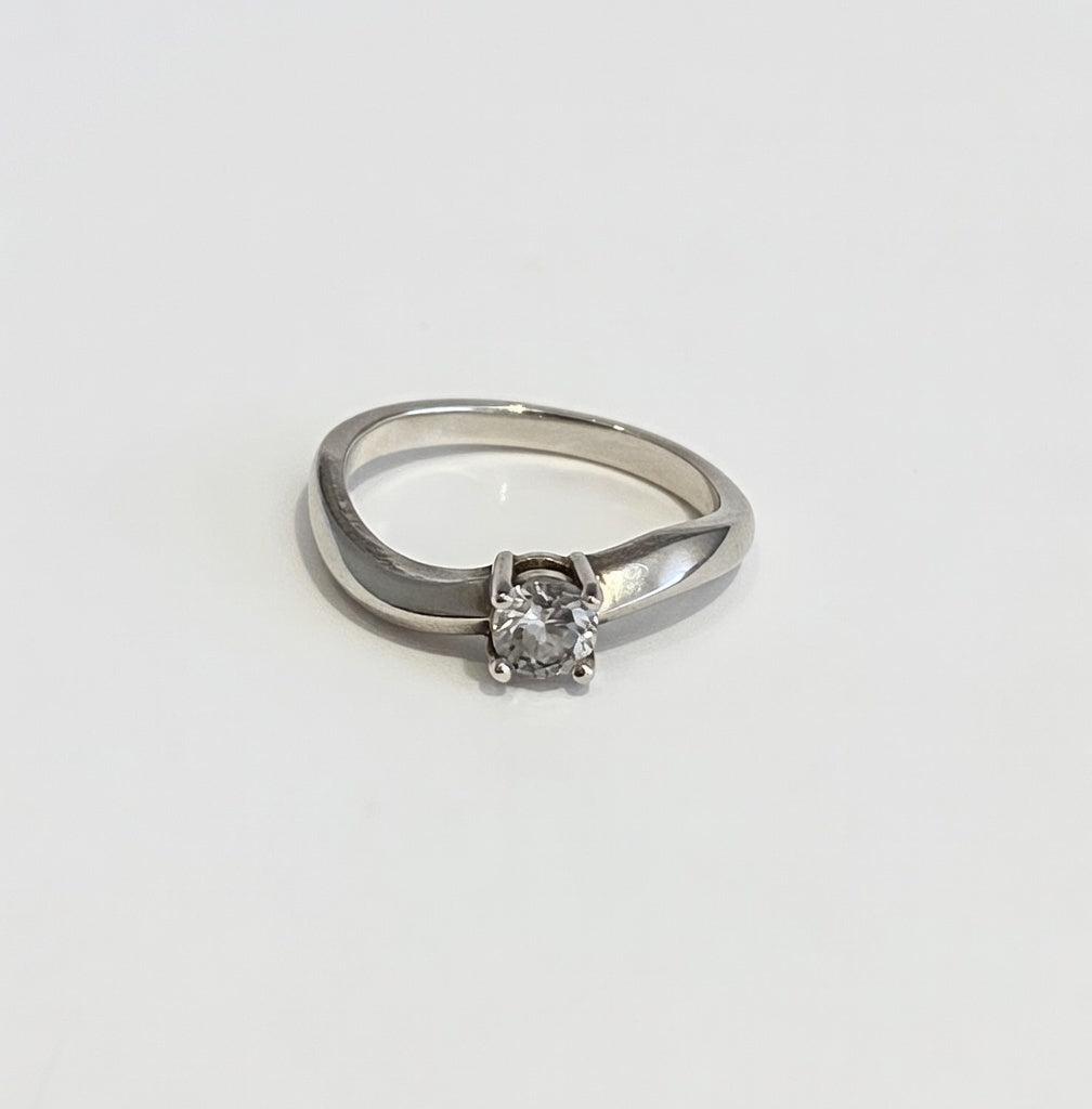 Clear Zircon Gemstone Silver Ring
