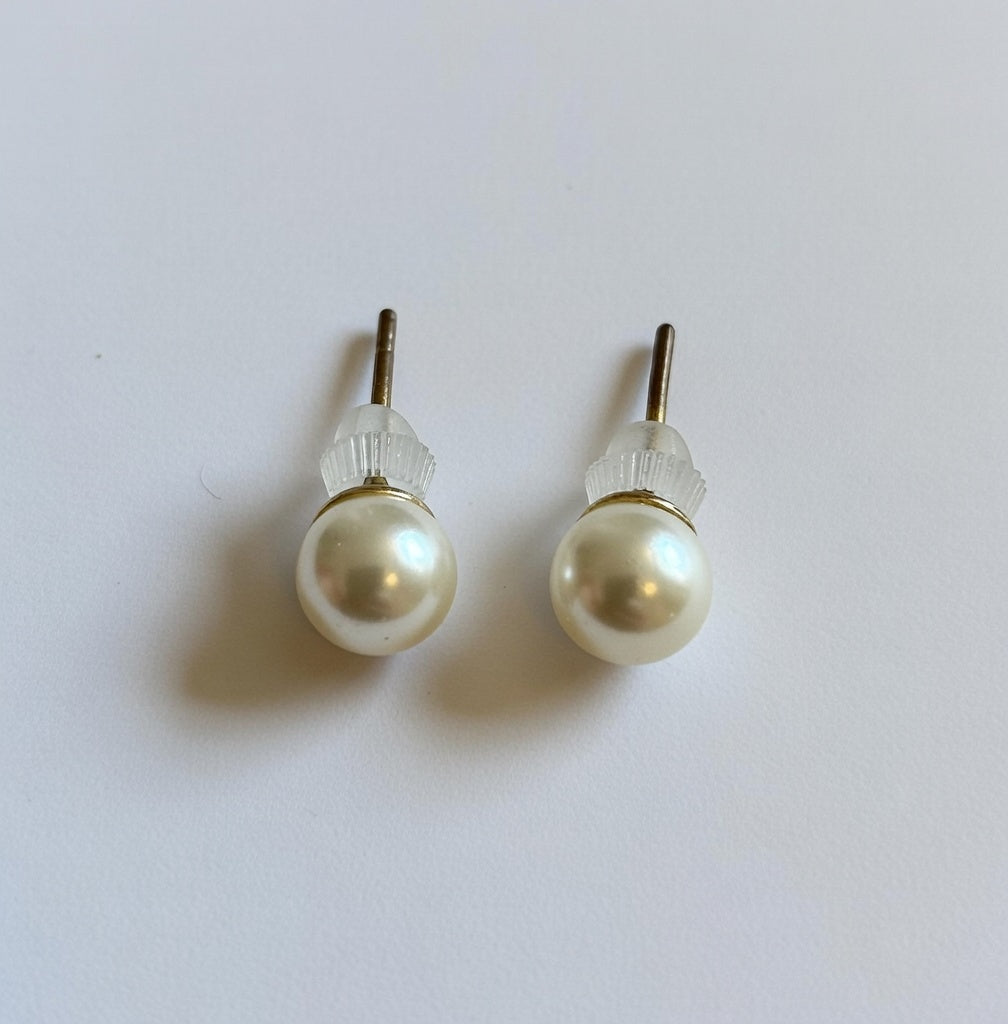 Vintage Gold Pearl Stud Earrings