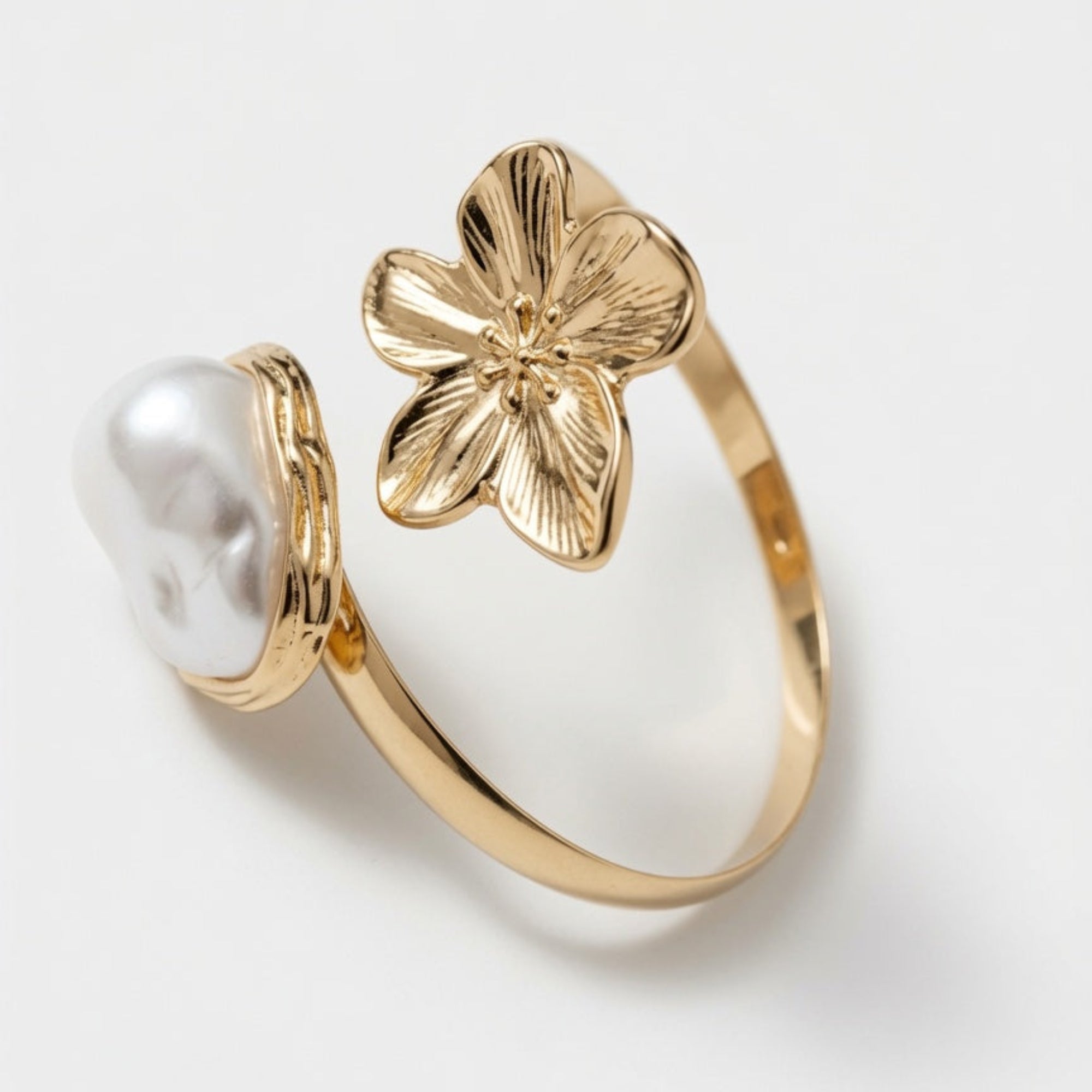 Gold plated pearl flower bangle