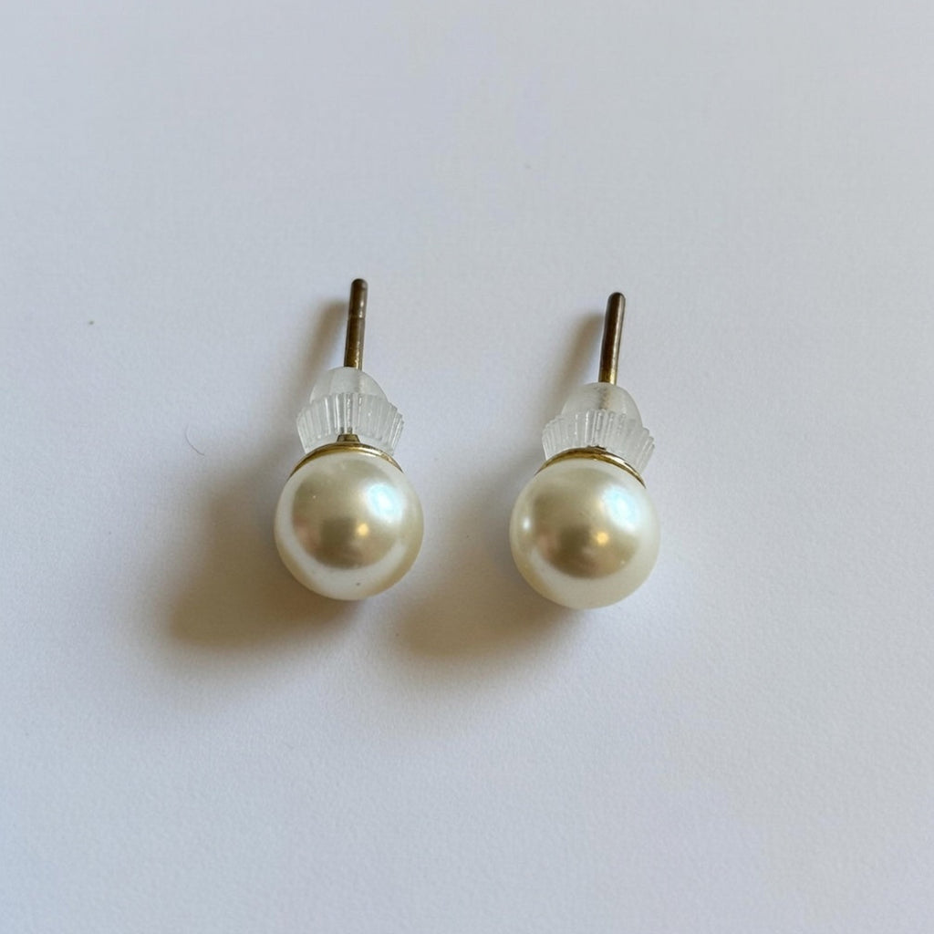 Vintage Gold Pearl Stud Earrings, freshwater vintage pearls -old money sustainable earrings
