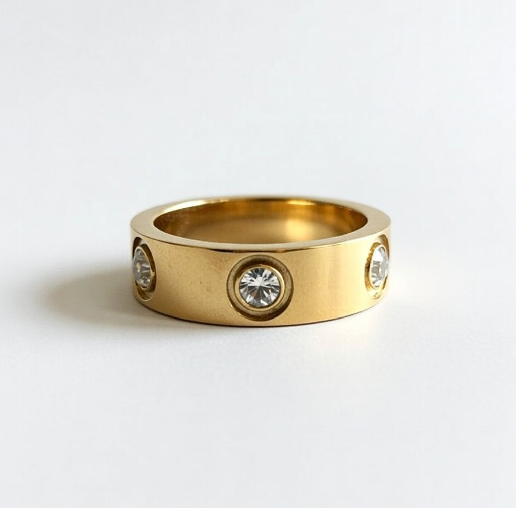Gold Band Style Crystal Stone Ring