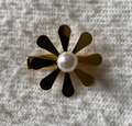 Gold Plated Flower Pearl Hair Grip
