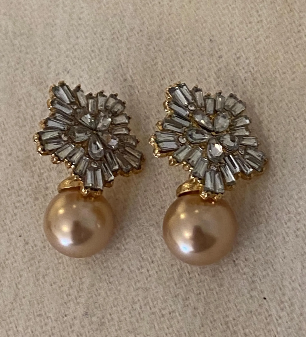 Vintage Gold Textured Pearl Drop Earrings