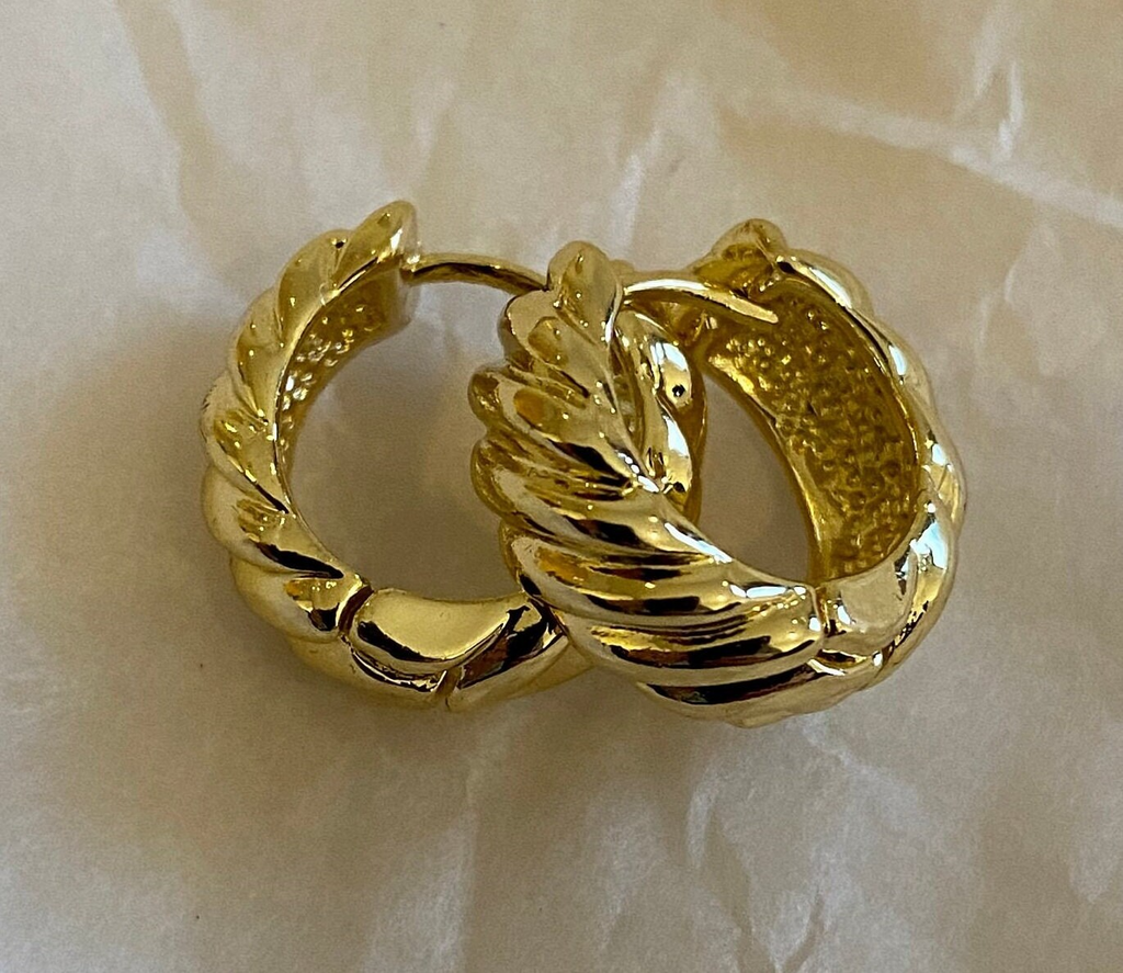 Gold Twist Small Hoop Earrings