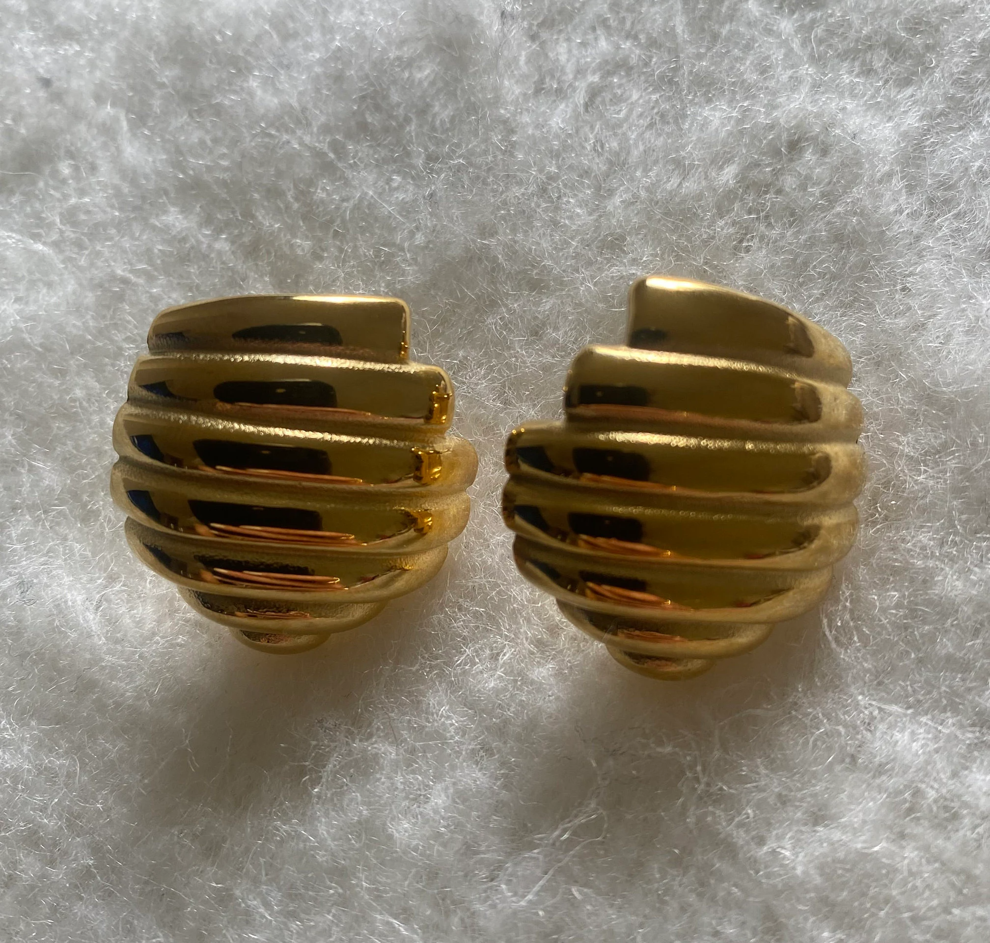Vintage Gold Textured Stud Earrings