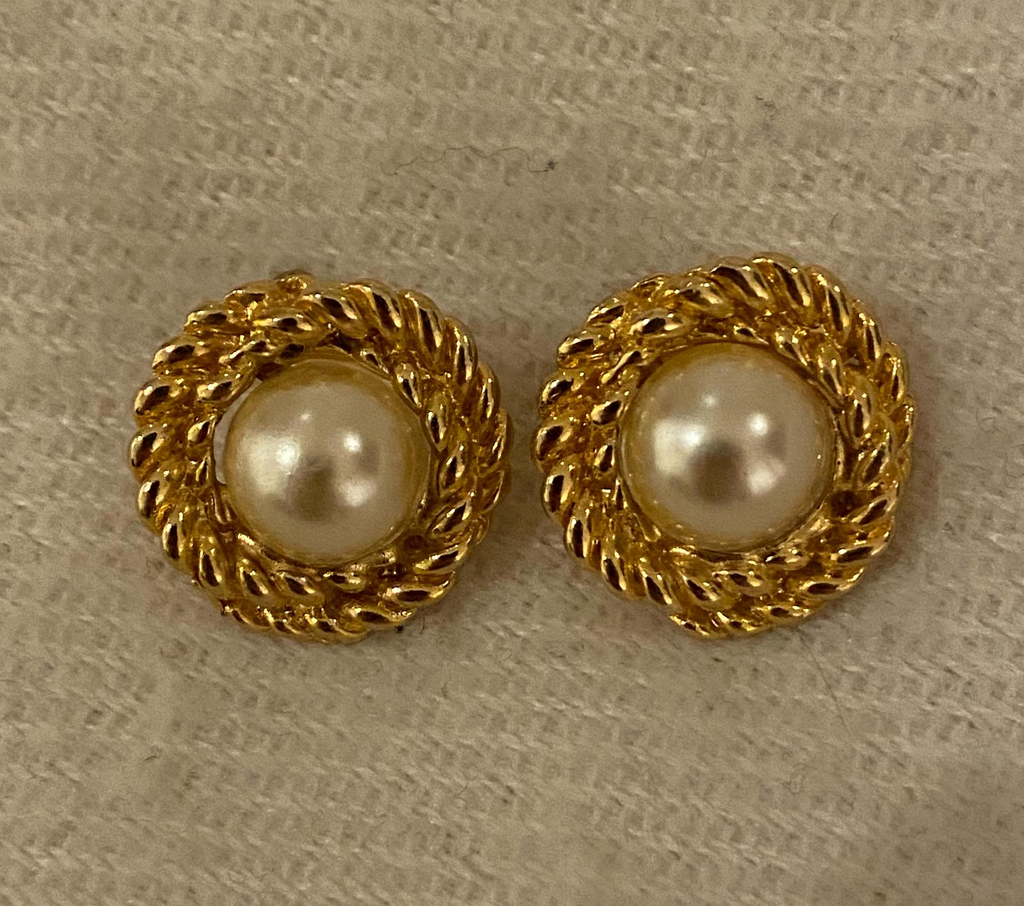 Vintage Gold Round Pearl Earrings