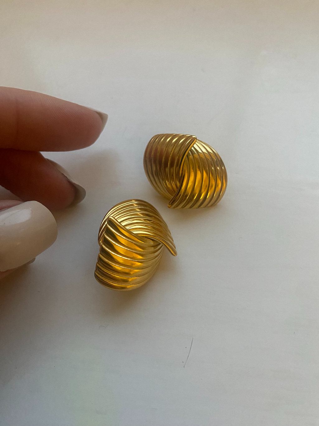 18k Gold Vintage Textured Earrings